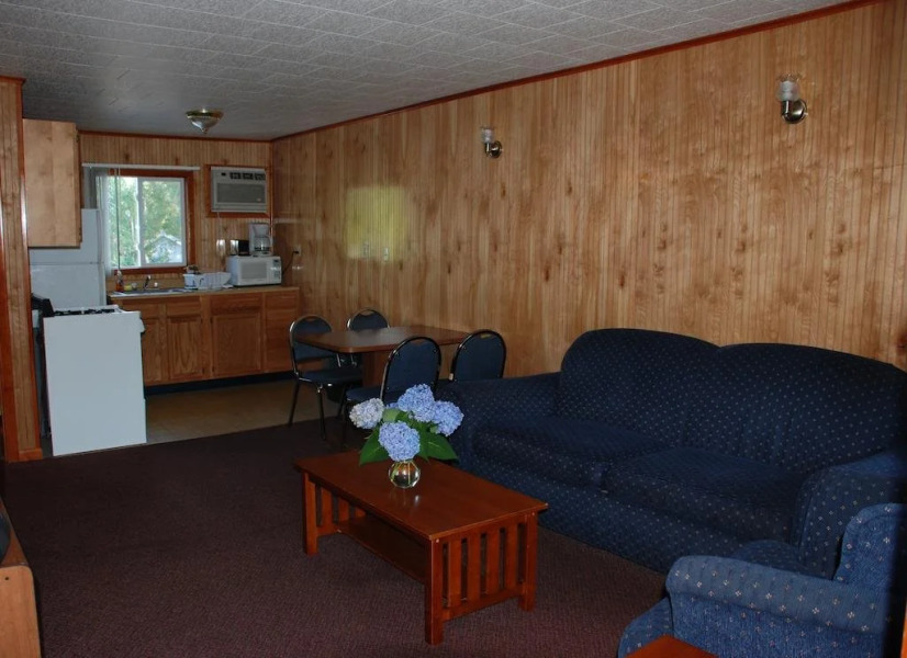 Flamingo Resort on Lake George