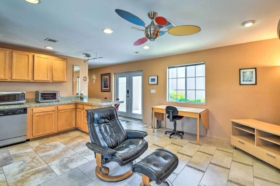 Paradise Valley Cottage Near Hiking Trails!