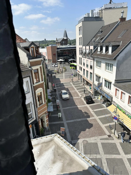 Cozy City-Center Apartment with Modern Amenities in Historic Brühl