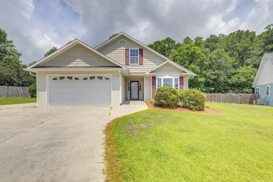 Swansboro Vacation Rental, 4 Mi to Hammocks Beach!