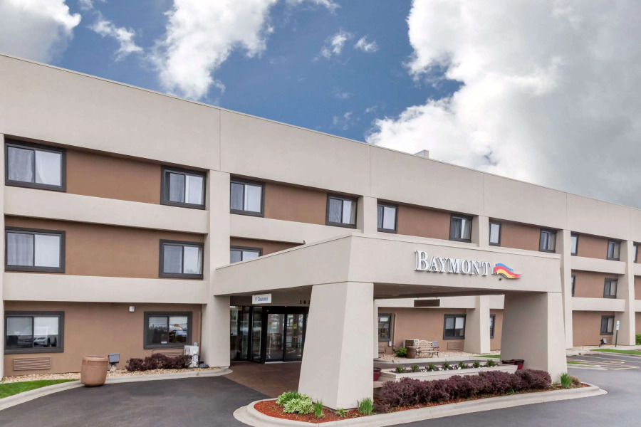 Baymont by Wyndham Glenview