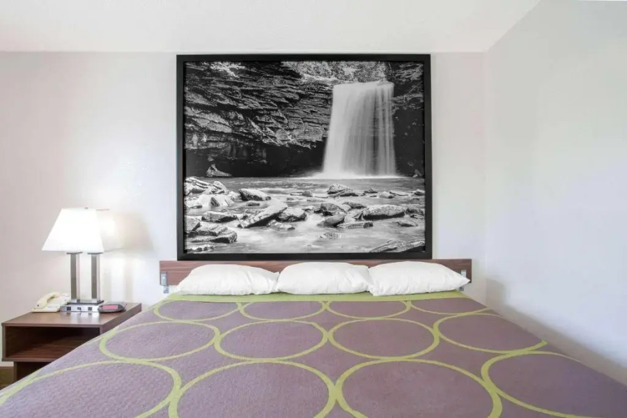 Super 8 Appomattox VA