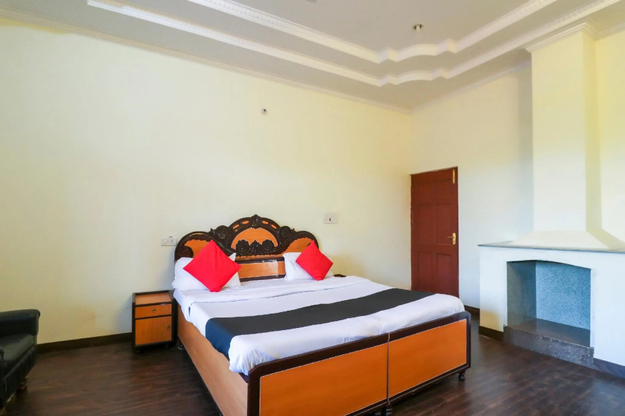 Saloh Palace by OYO Rooms