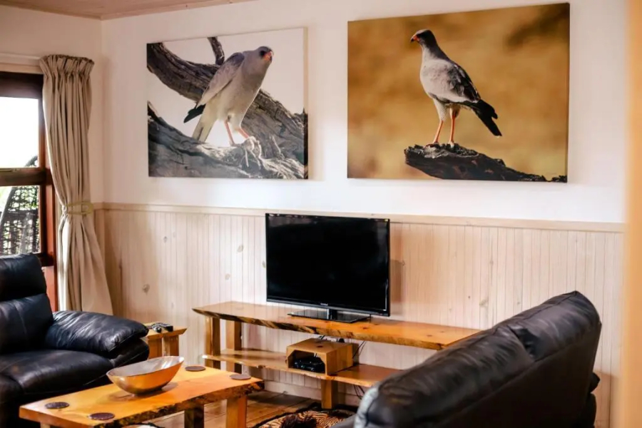 Monzi Safari Lodge
