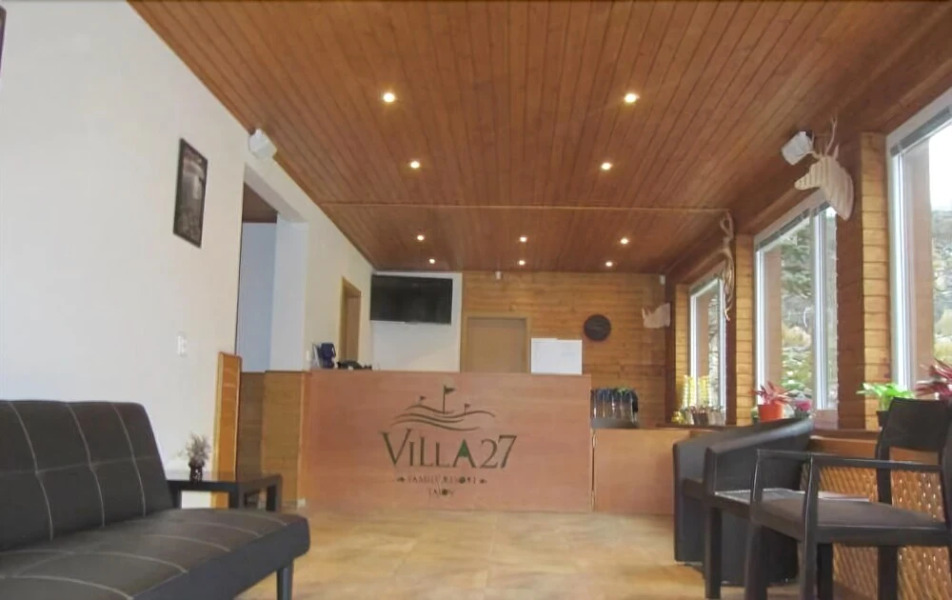 Villa 27