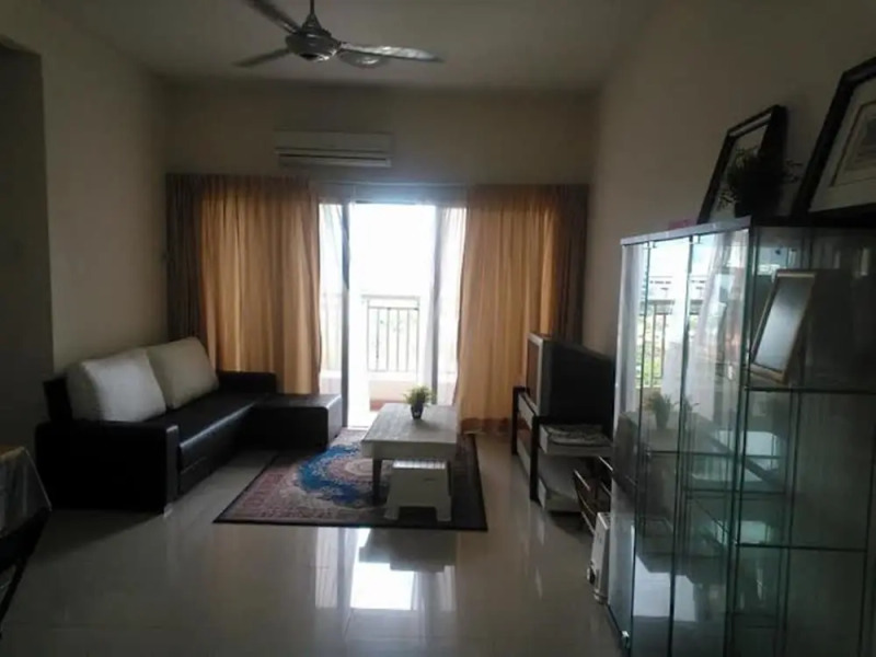 8 O Clock Lodge Condo Bandar Utama