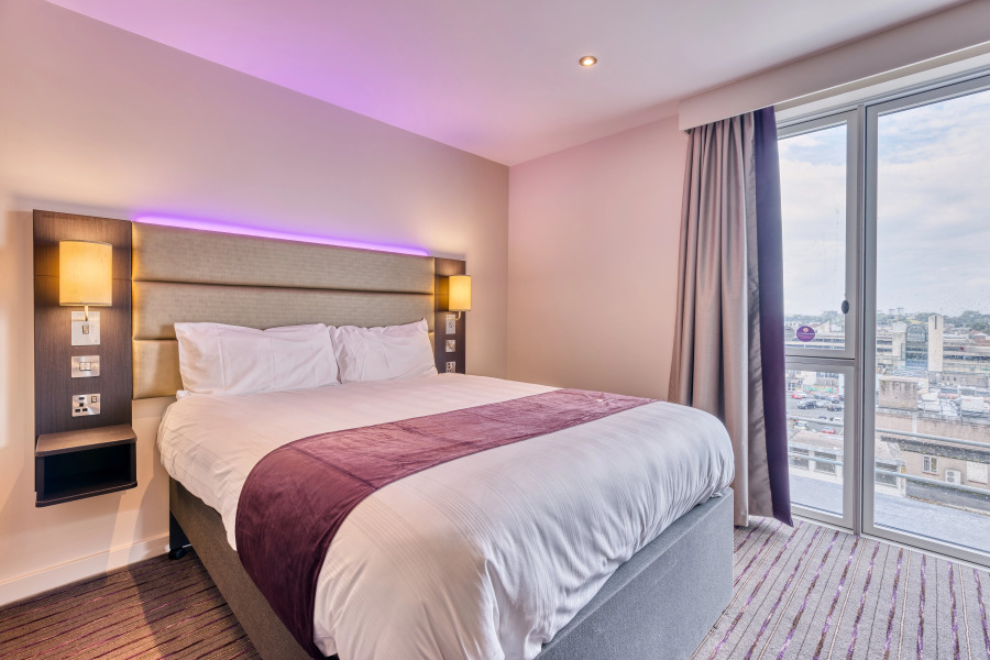 Premier Inn Plymouth City Centre - Derry's Cross