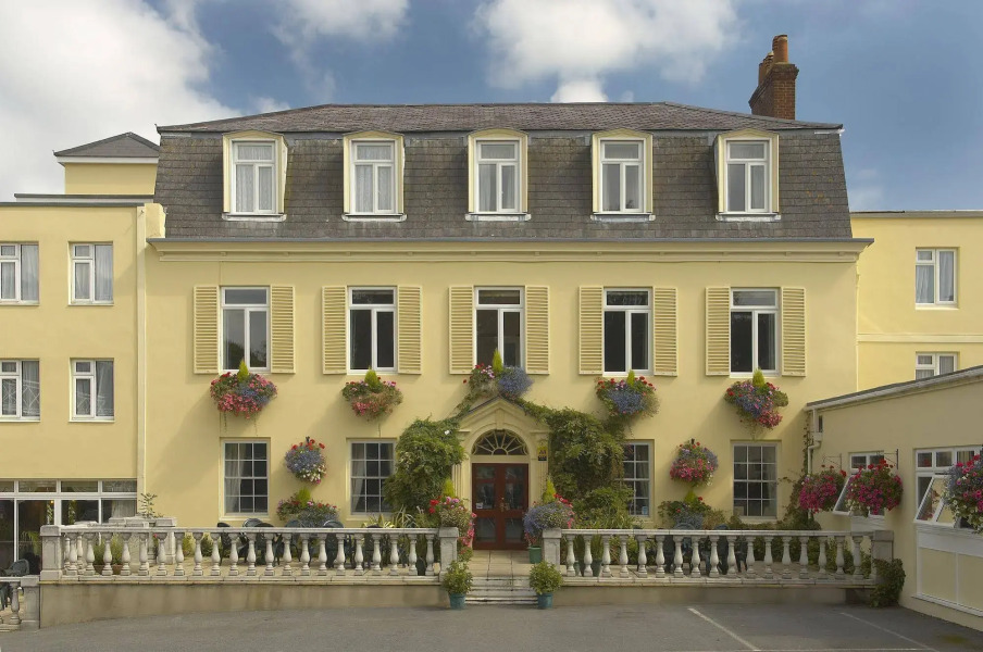 Les Rocquettes Hotel