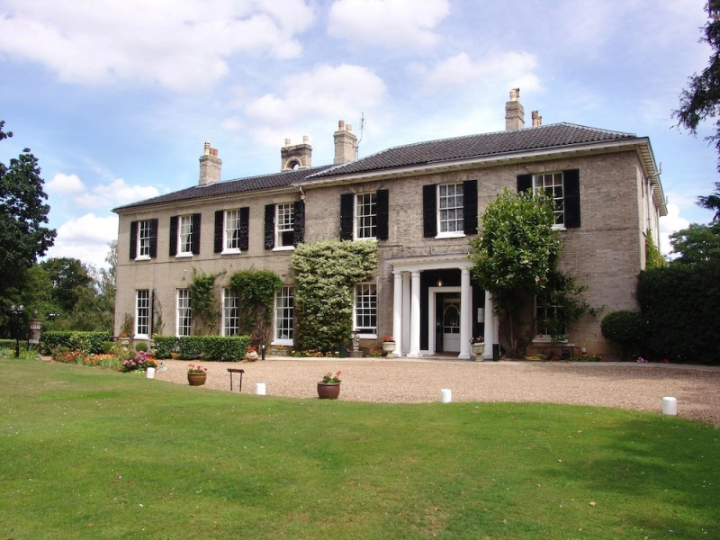 Caistor Hall Hotel