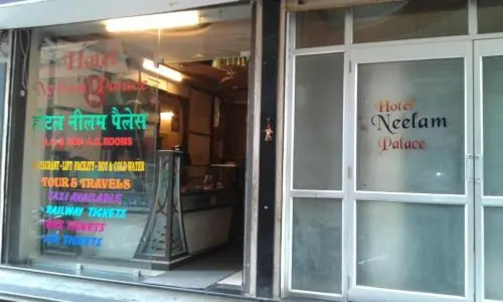 Hotel Neelam Palace