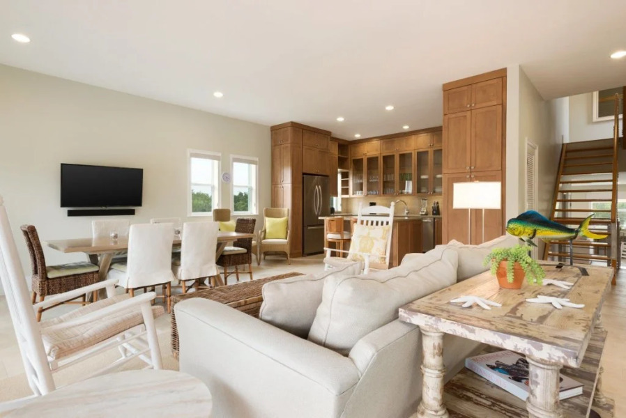 240 MahiMahi by RedAwning