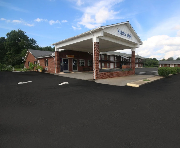 Surry Inn - Dobson - I-77 - Exit 93