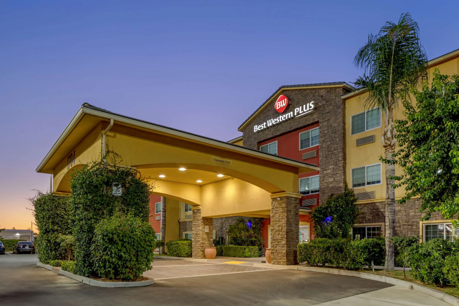 Best Western Plus Wasco Inn & Suites