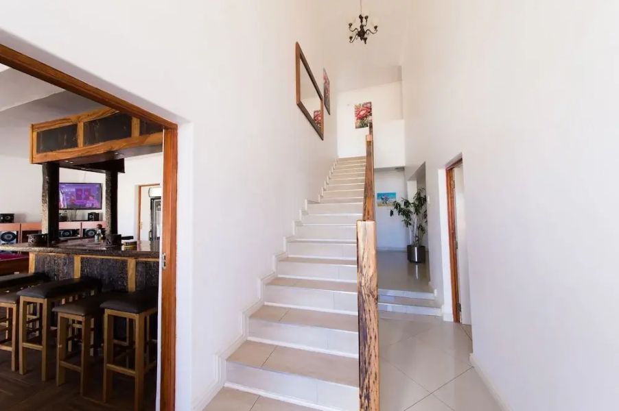 Nama White Guest House