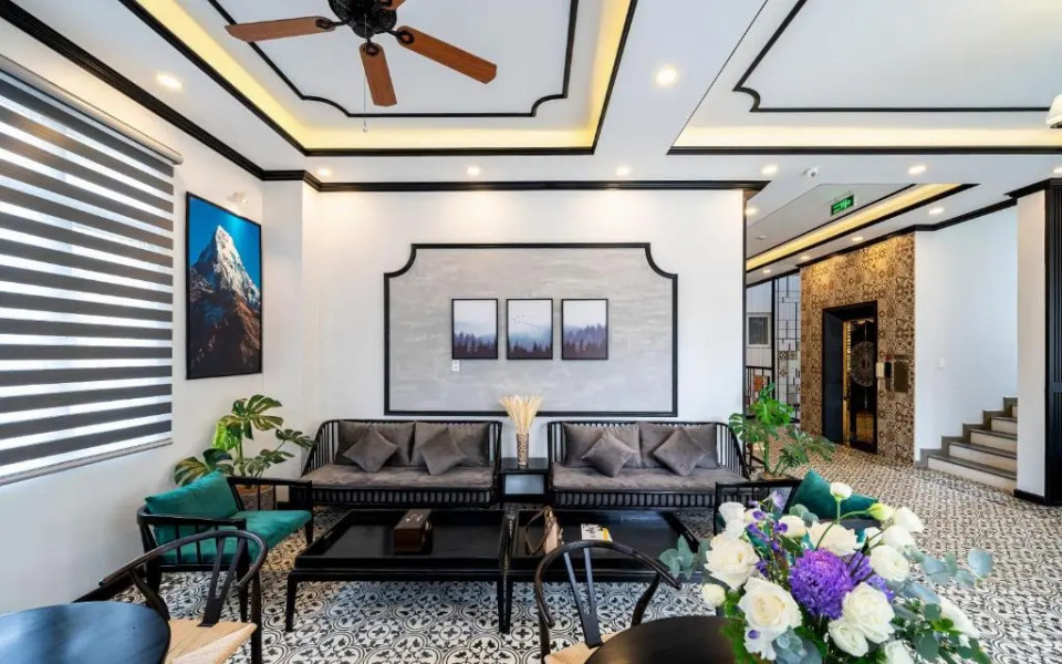 Nature Hotel - Luong The Vinh