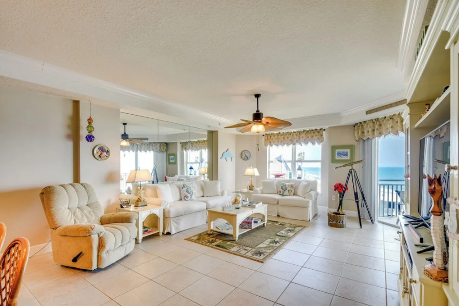 Daytona Beach Condo: Pool Access, Oceanfront
