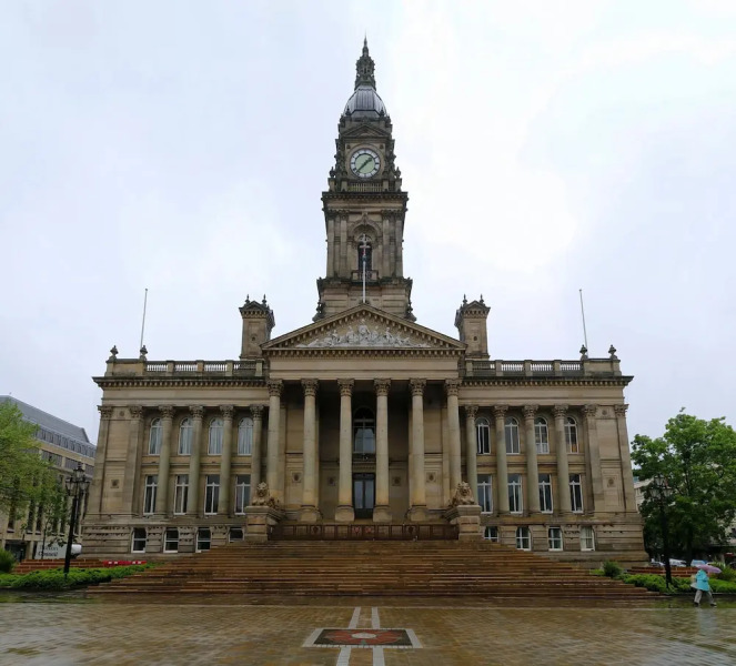 Ideal Home away in Smithalls, Bolton