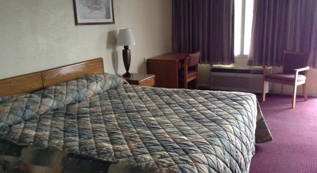 Knights Inn - Chilhowie