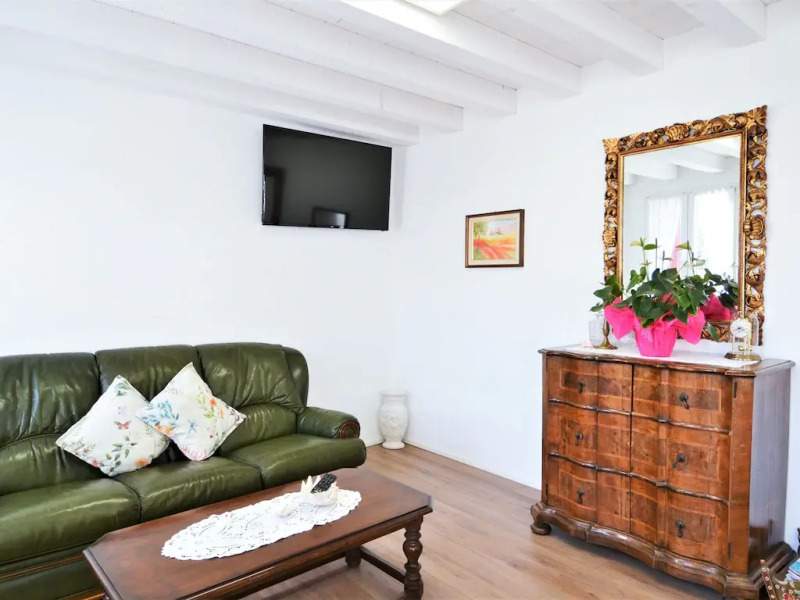 Stellar Apartment in Miane With Shared Swimming Pool