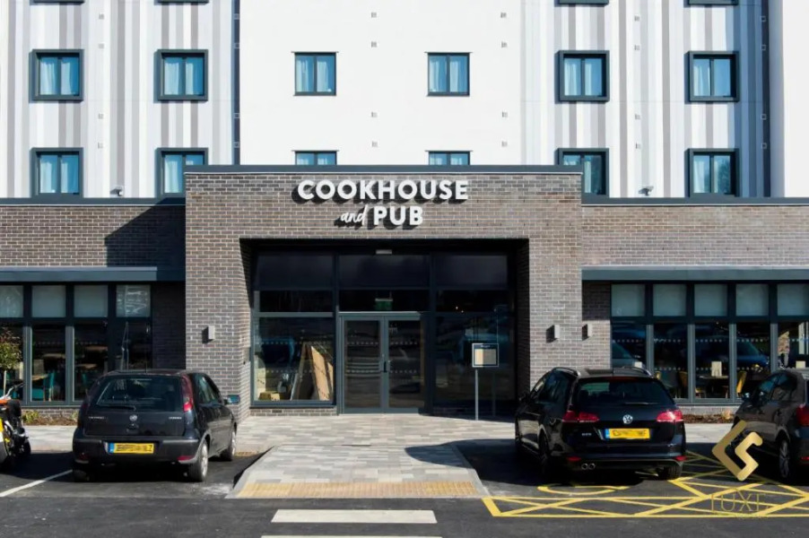 Duplex Apartments By Luxe Your Stays- Sandwell, West Bromwich