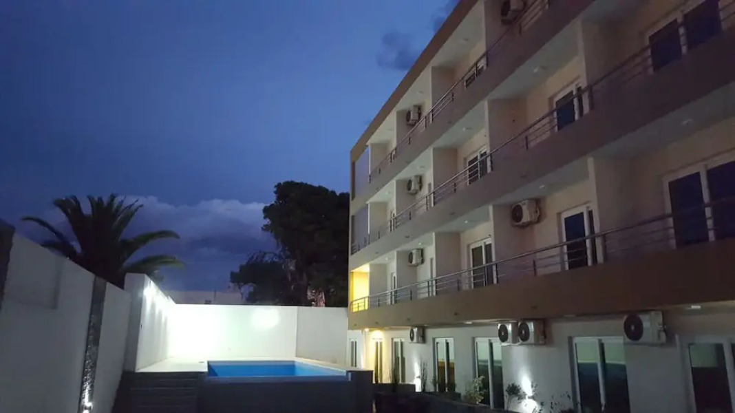 Casa del parque pileta climatizada