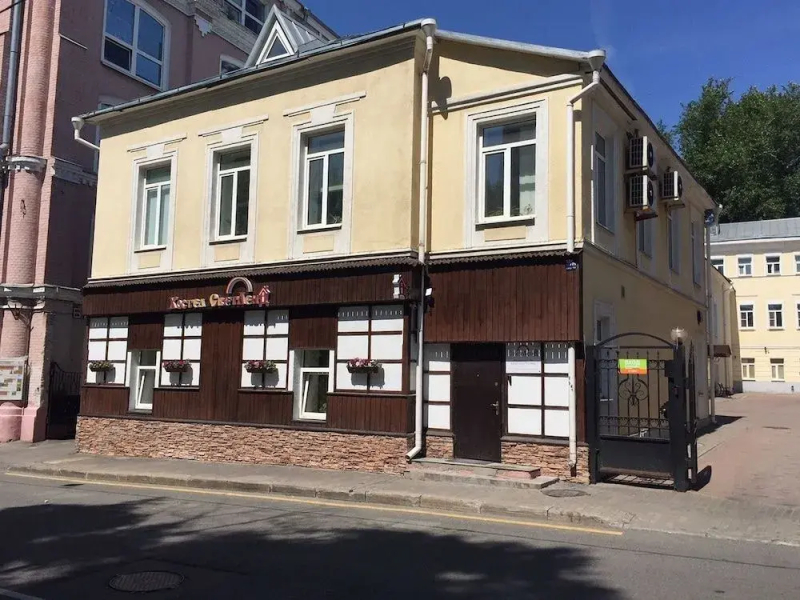 SvetLend Hostel