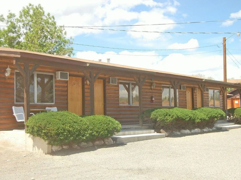 The Village Inn Motel and Restaurant