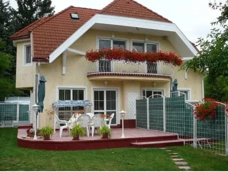 Adra Villa Balatonkenese