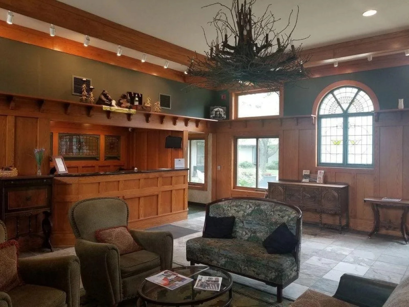 Riverwood Inn & Conference Center