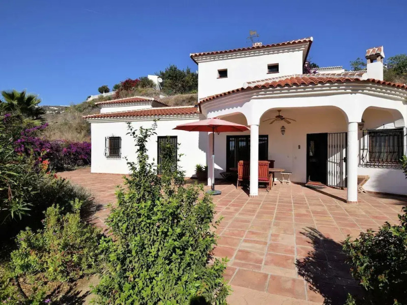 Comfortable Luxury Villa With Private Swimming Pool