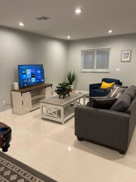 Harbor House, Luxury Waterfront-3BR w Private Dock