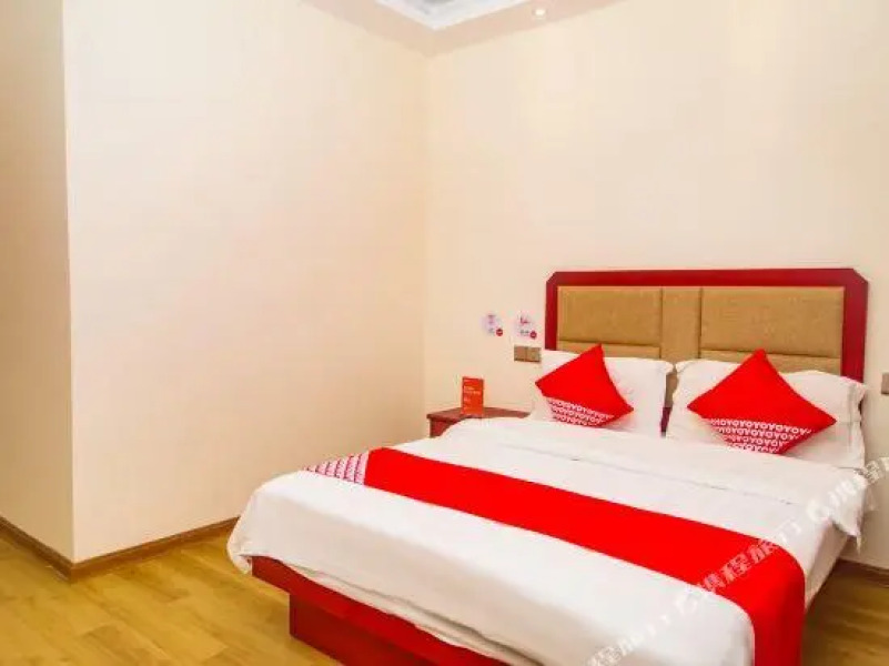 Ding an Yan Whale Hotel