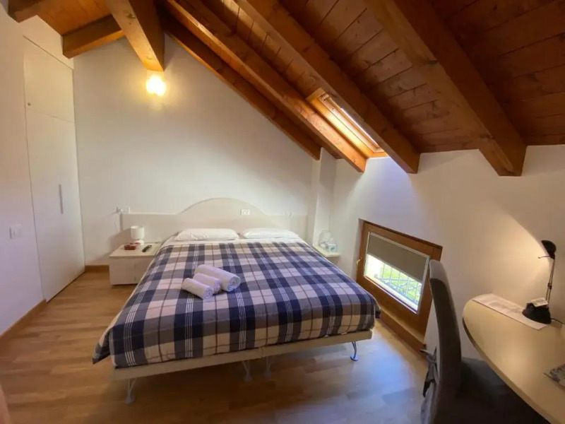 A DUE PASSI Room & Breakfast