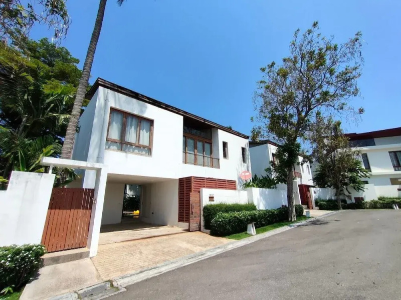 PRAN-A-LUXE Exclusive Pool Villa