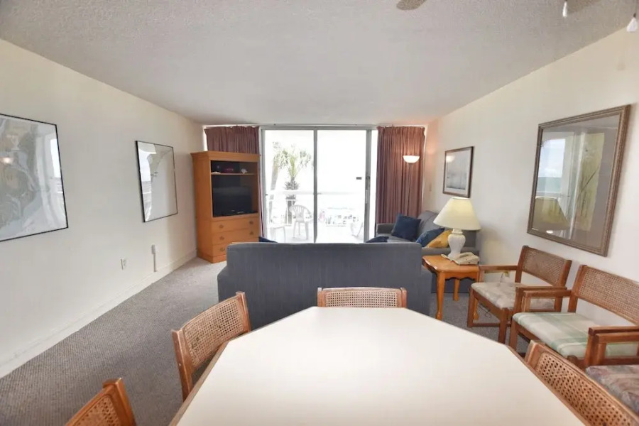 0105 Waters Edge Resort 1 Bedroom Condo by Redawning