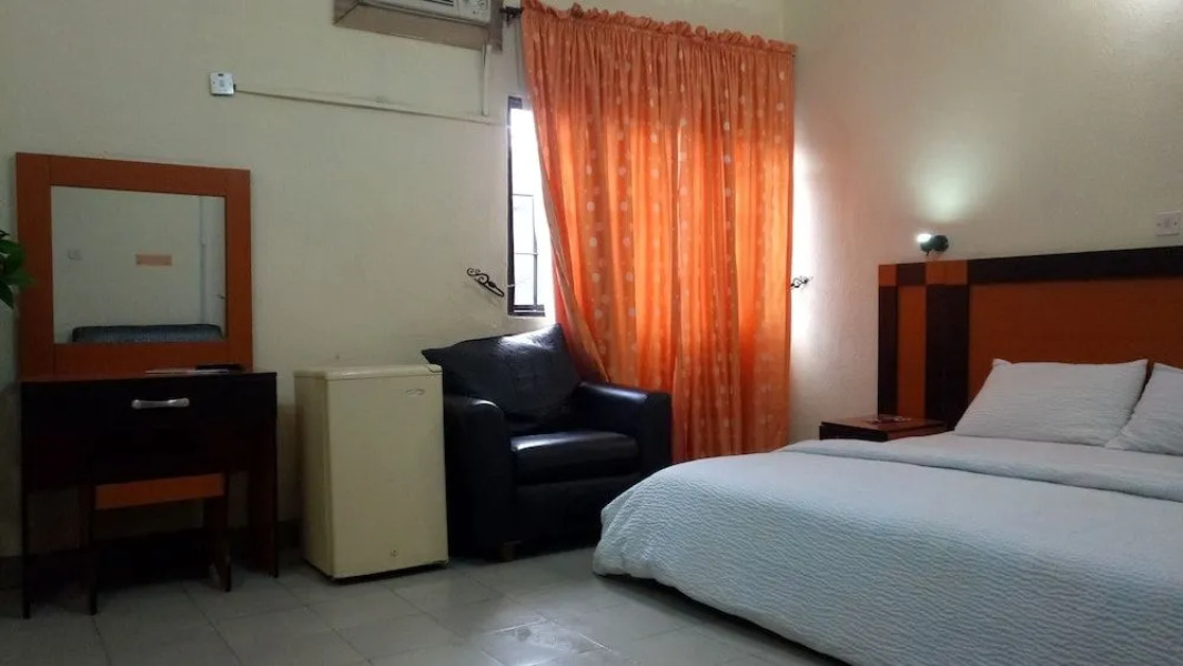 The Grand Mirage Hotel