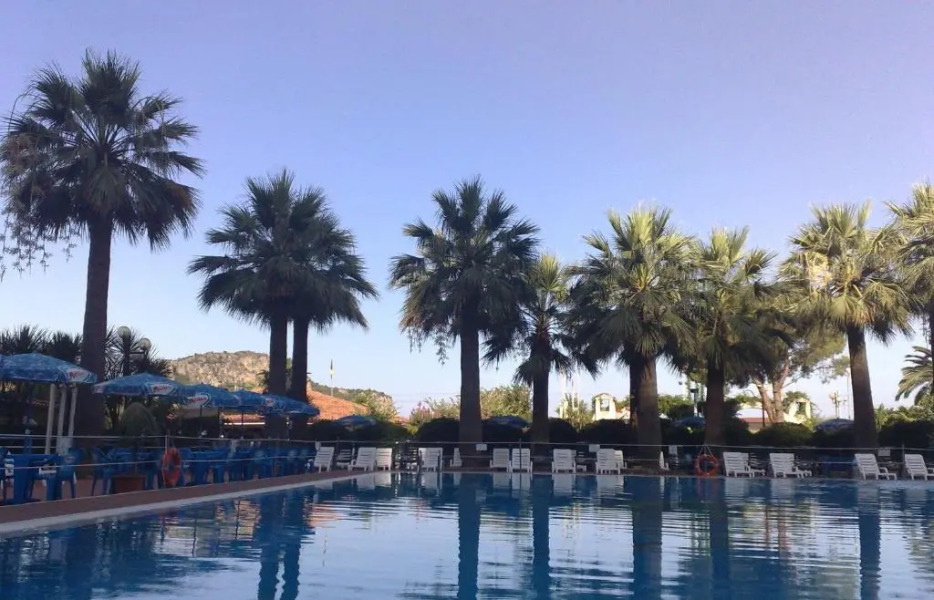 Villaggio Turistico La Mantinera   Appartamenti De Luxe