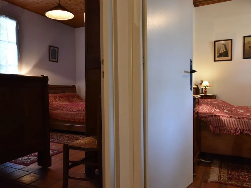 Cozy Holiday Home in Saint-gervais With Beach Near