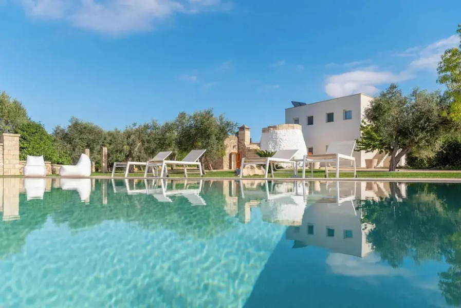Trullo Meraviglia With Garden And Pool