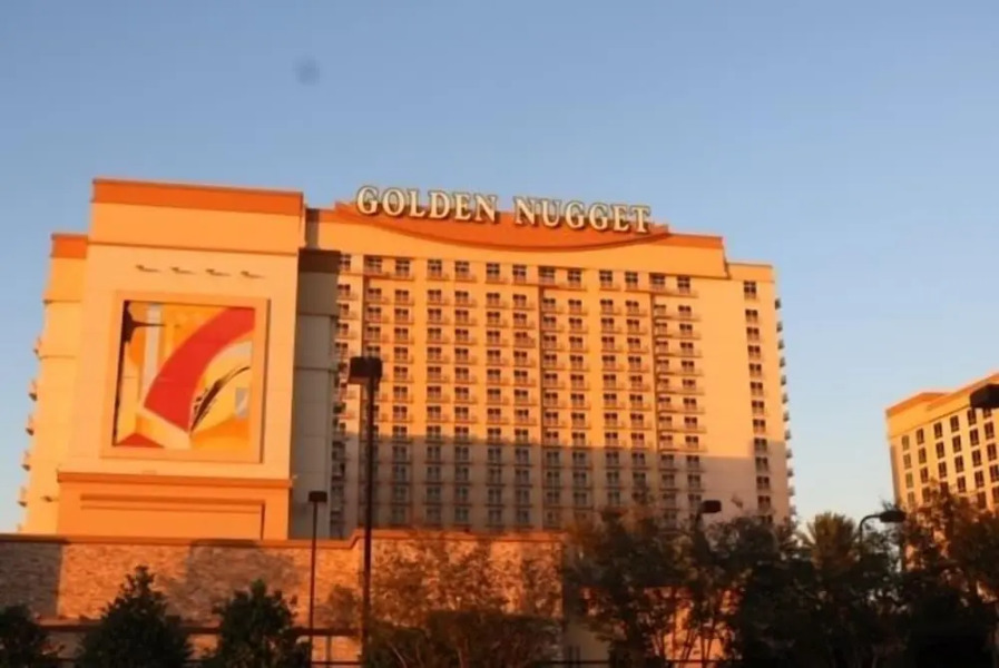 Lake Charles Home: 1 Mi to Public Boat Launch