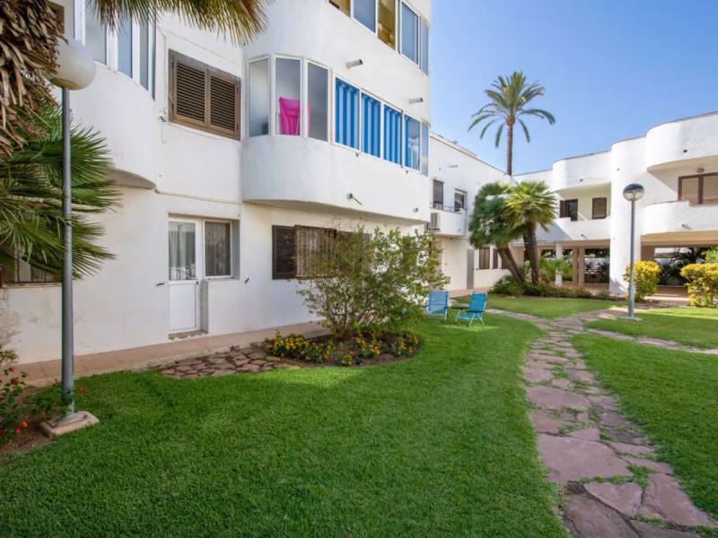 Apartment Albaranas