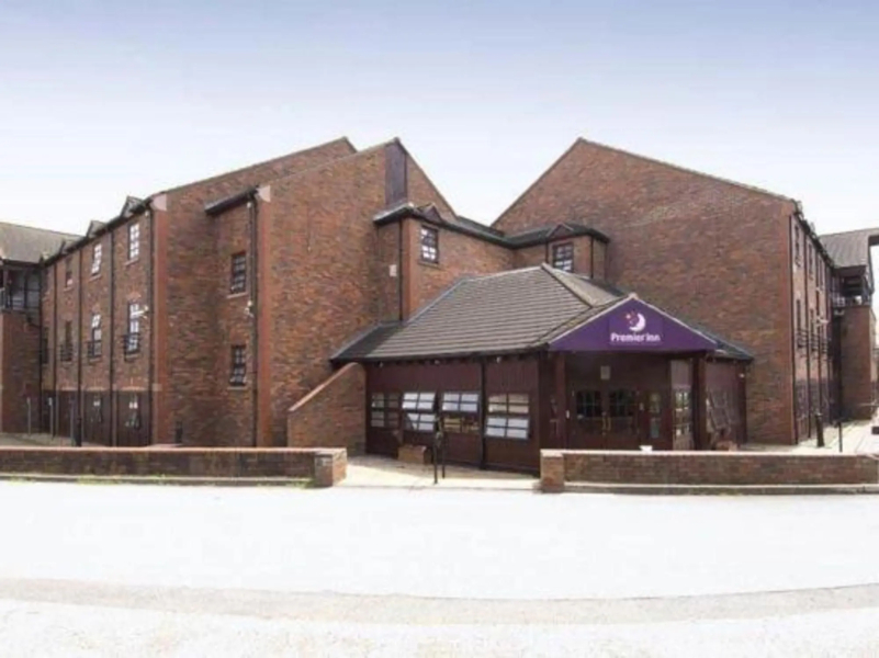 Premier Inn Milton Keynes Sw[furzton Lake]
