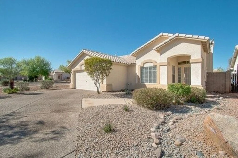 Ironwood - 3 Br home by RedAwning