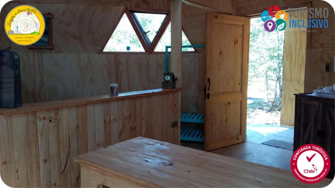 Centro Turistico Calafates Del Llaima