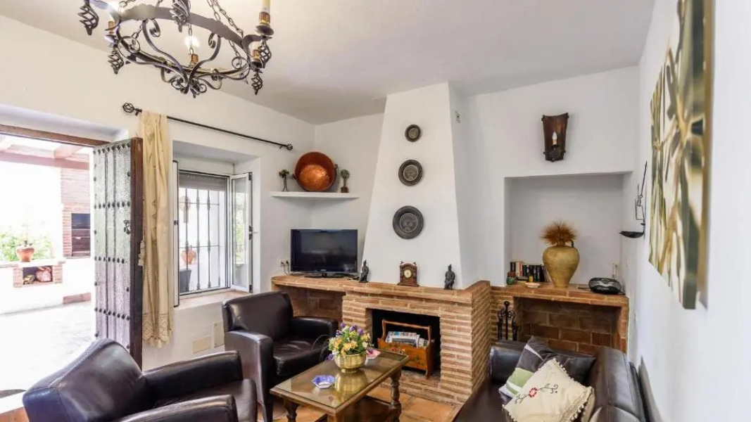 Cortijo los Valles Alozaina by Ruralidays