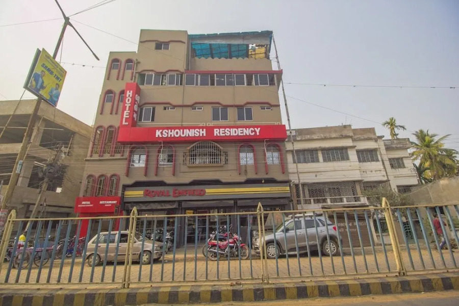 OYO 27701 Hotel Kshounish Residency