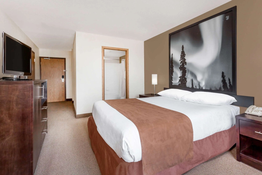 Super 8 by Wyndham Prince Albert