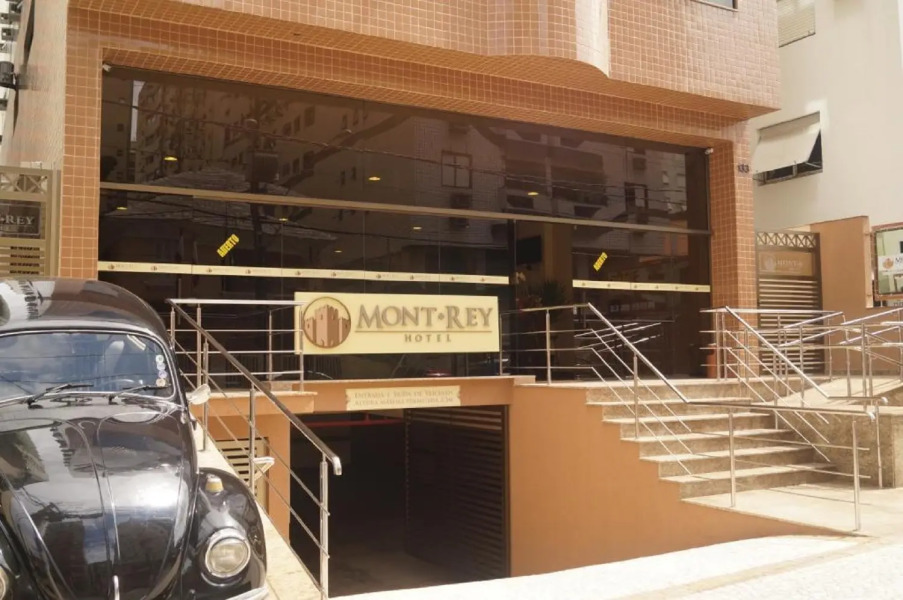 Mont Rey Hotel