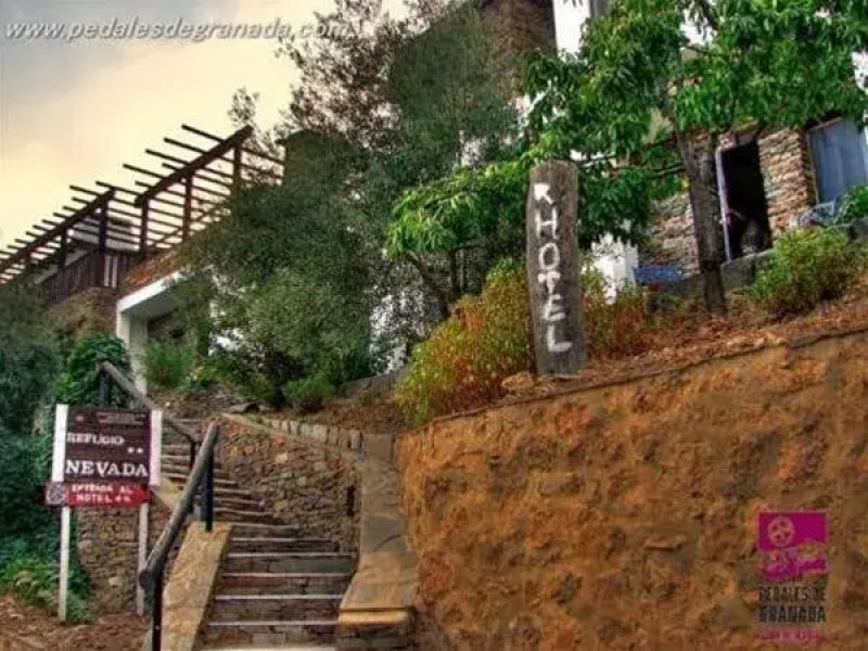 Hotel Refugio De Nevada