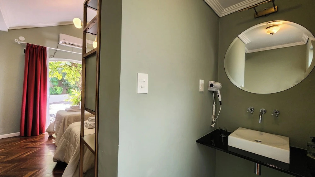 El Cerquero, Guest House